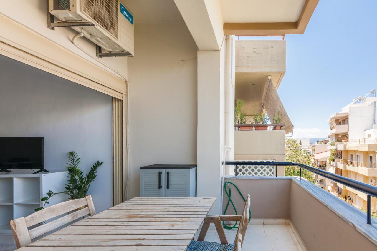 Lovely Apartment Close To The City Center 이라클리온 외부 사진